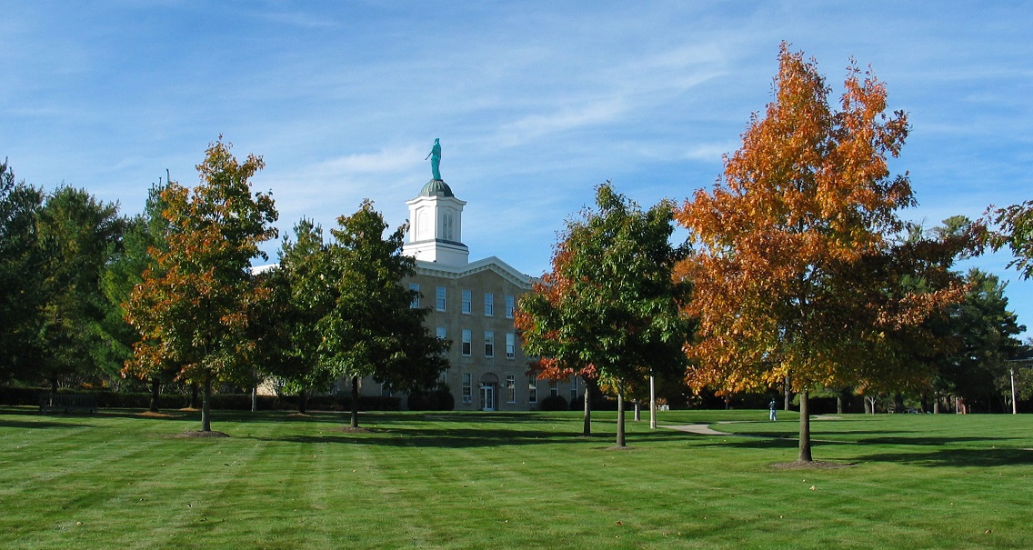 上爱荷华大学校园一角