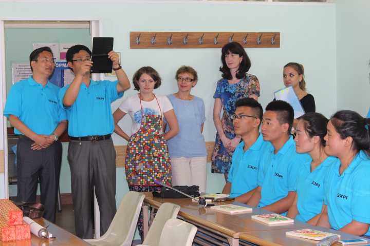 我院师生在俄罗斯课堂学习