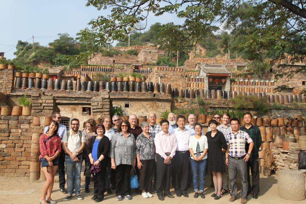 外国专家参观铜川陈炉古镇